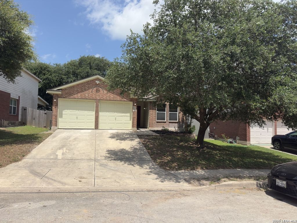 927 Rustling Cv, San Antonio, TX 78251