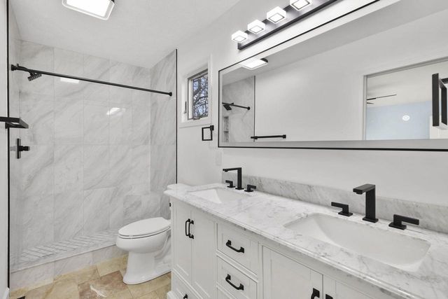 679 W Main Street, Evansville, WI 53536