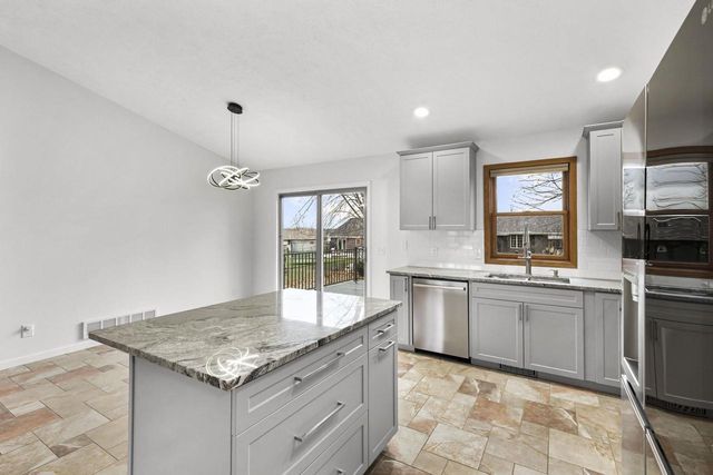 679 W Main Street, Evansville, WI 53536