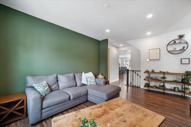 2000 Kathlynn COURT, Brookfield, WI 53045