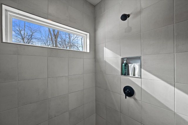 2000 Kathlynn COURT, Brookfield, WI 53045