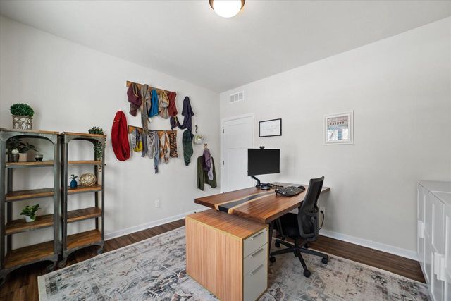 2000 Kathlynn COURT, Brookfield, WI 53045