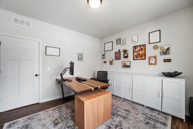 2000 Kathlynn COURT, Brookfield, WI 53045