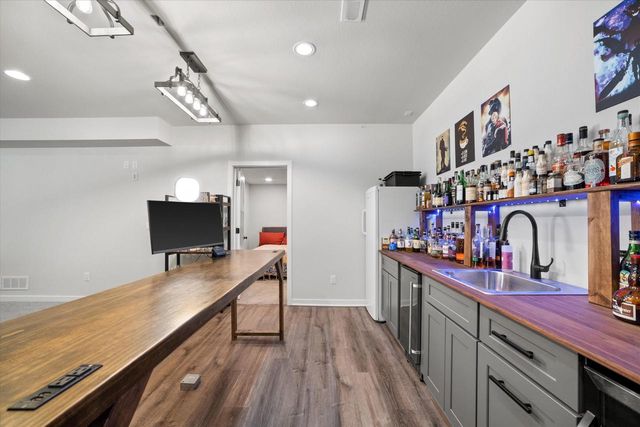 2000 Kathlynn COURT, Brookfield, WI 53045