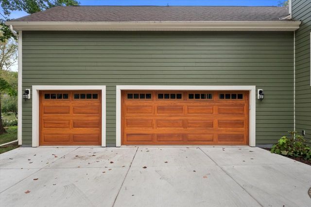 2000 Kathlynn COURT, Brookfield, WI 53045