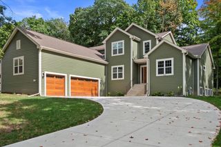 2000 Kathlynn COURT, Brookfield, WI 53045