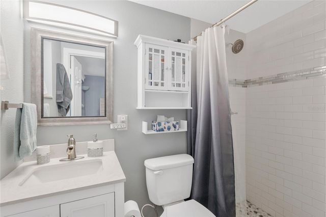 6305 S SELBOURNE AVENUE, Tampa, FL 33611