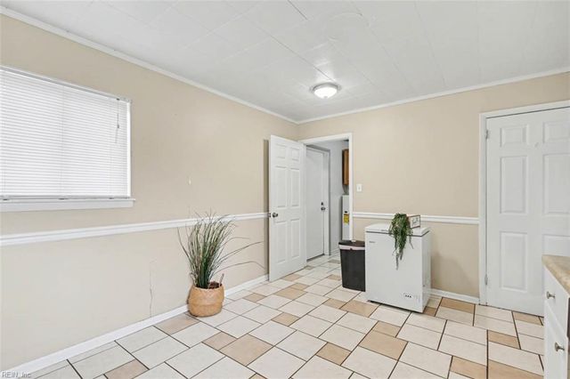 3805 S Plaza TRL, Virginia Beach, VA 23452