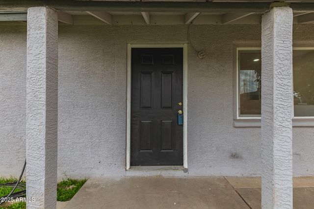 6025 S 13TH Street, Phoenix, AZ 85042