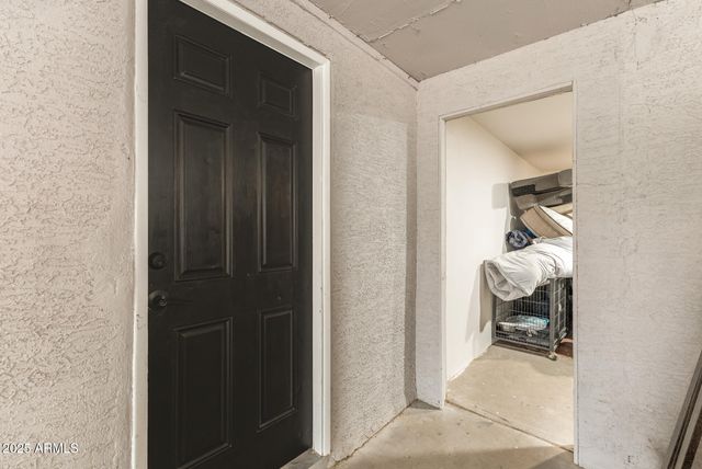 6025 S 13TH Street, Phoenix, AZ 85042