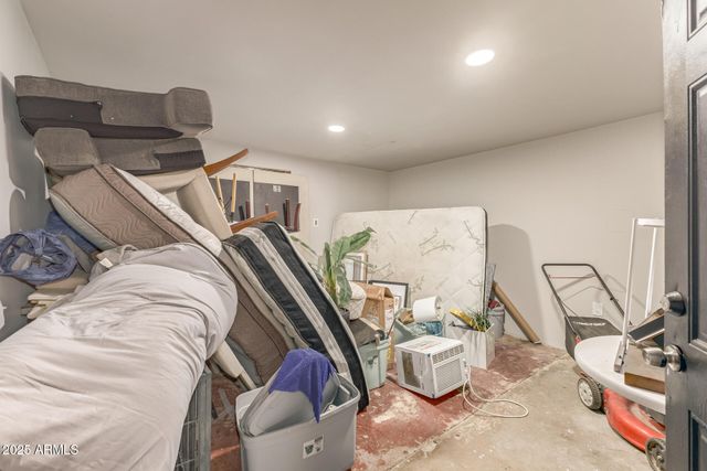 6025 S 13TH Street, Phoenix, AZ 85042