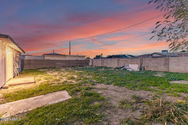 6025 S 13TH Street, Phoenix, AZ 85042