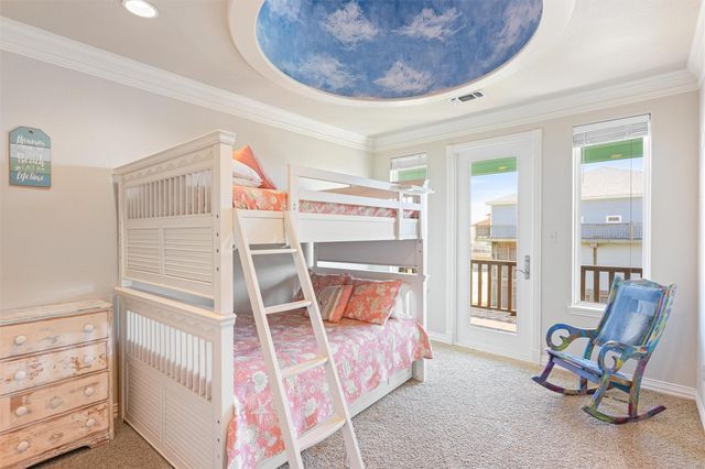 110 Ocean View Drive, Port Bolivar, TX 77650