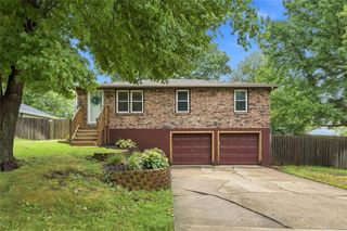 10728 N Walnut Street, Kansas City, MO 64155