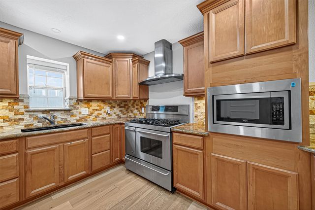 1609 Cheshire Lane, Houston, TX 77018