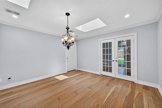1609 Cheshire Lane, Houston, TX 77018