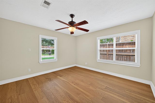 1609 Cheshire Lane, Houston, TX 77018