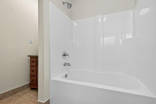 1609 Cheshire Lane, Houston, TX 77018