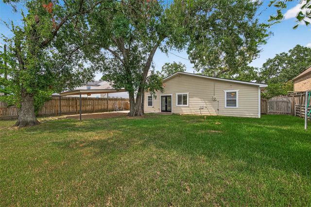 1609 Cheshire Lane, Houston, TX 77018