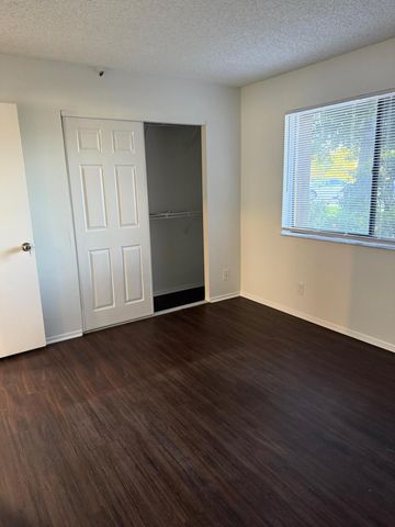 2786 Tennis Club Drive 102, West Palm Beach, FL 33417