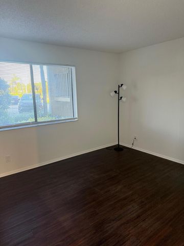 2786 Tennis Club Drive 102, West Palm Beach, FL 33417