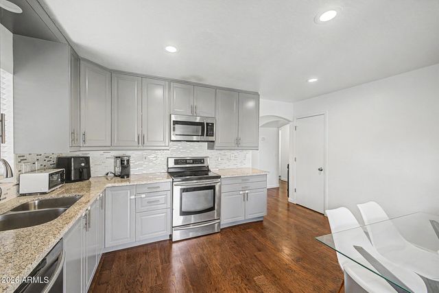 12008 W LARKSPUR Road, El Mirage, AZ 85335