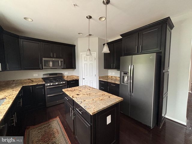 9820 LEIGHLAND CT, Waldorf, MD 20603