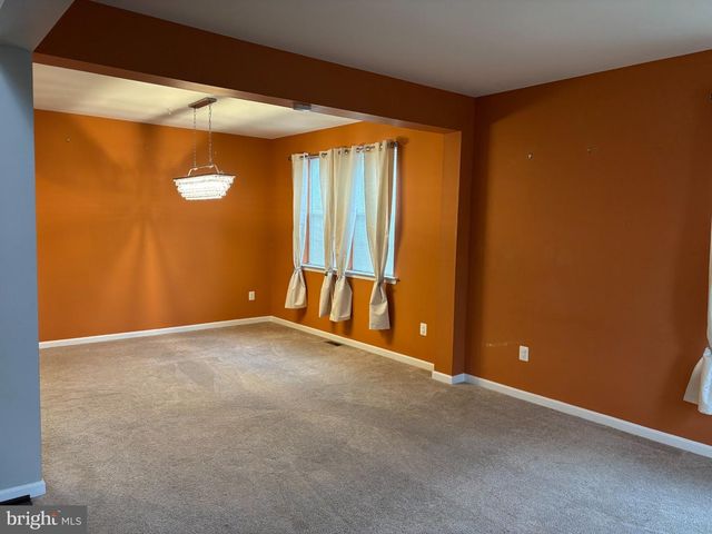 9820 LEIGHLAND CT, Waldorf, MD 20603
