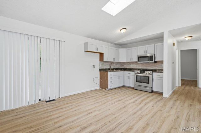 10607 Saint Michaels Terrace Court, St Ann, MO 63074