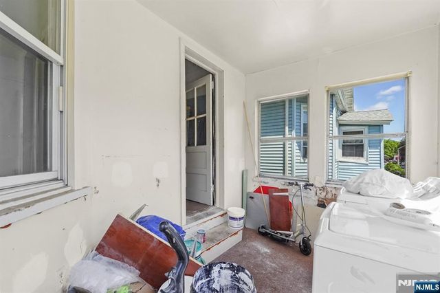 253 Burnett Street, East Orange, NJ 07018