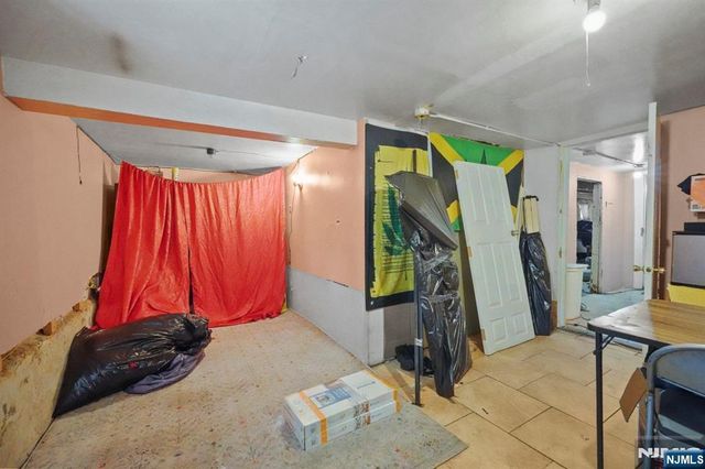 253 Burnett Street, East Orange, NJ 07018