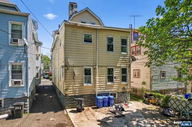 253 Burnett Street, East Orange, NJ 07018