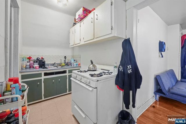 253 Burnett Street, East Orange, NJ 07018