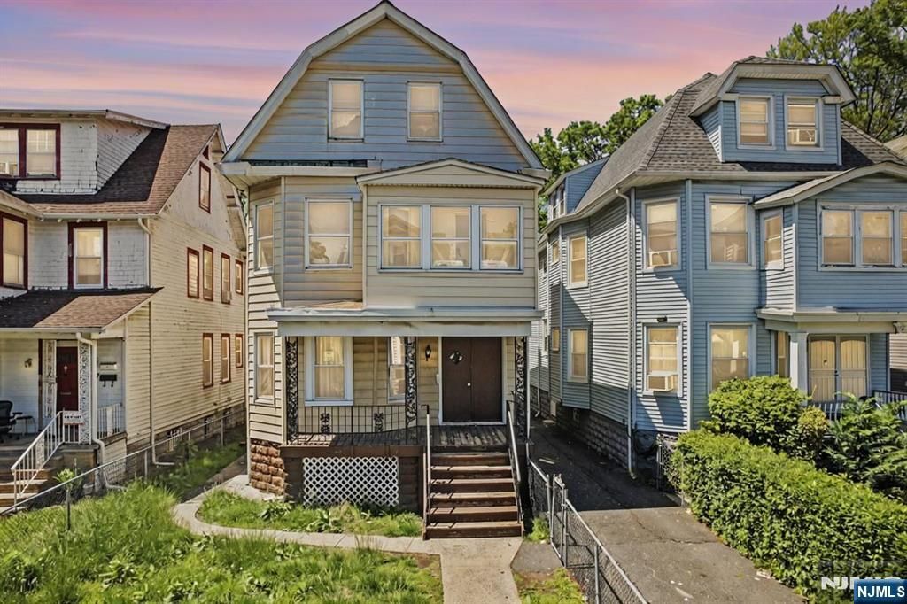 253 Burnett Street, East Orange, NJ 07018