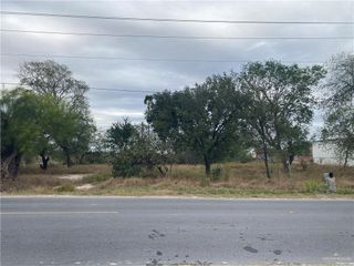 905 E Davis Road, Edinburg, TX 78542