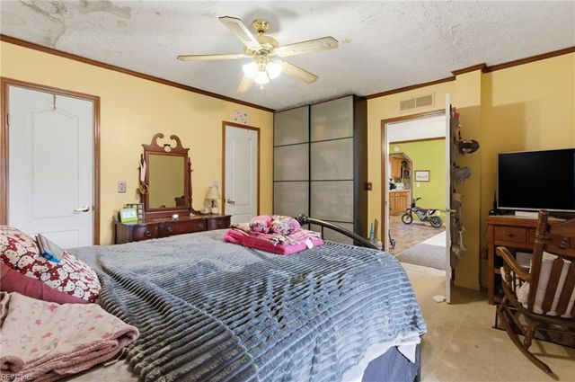 33241 Boothe RD, Ivor, VA 23866