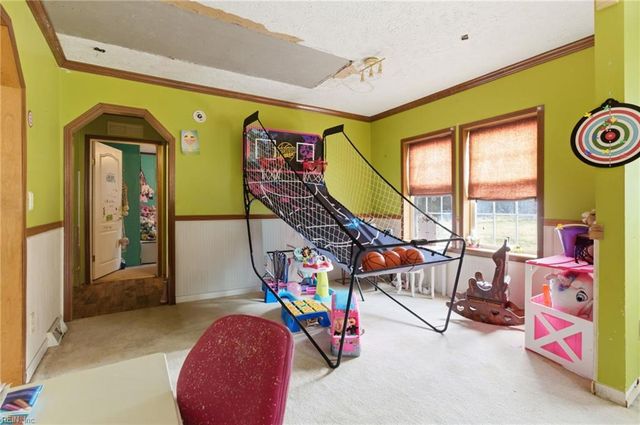 33241 Boothe RD, Ivor, VA 23866