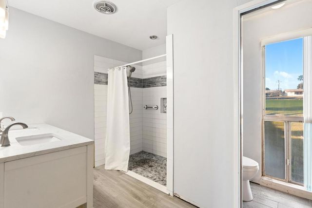 77080 Florida Avenue, Palm Desert, CA 92211