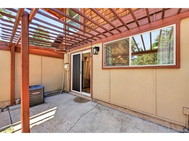1306 S Carson Way, Aurora, CO 80012
