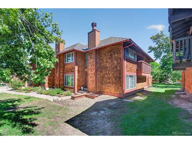 1306 S Carson Way, Aurora, CO 80012