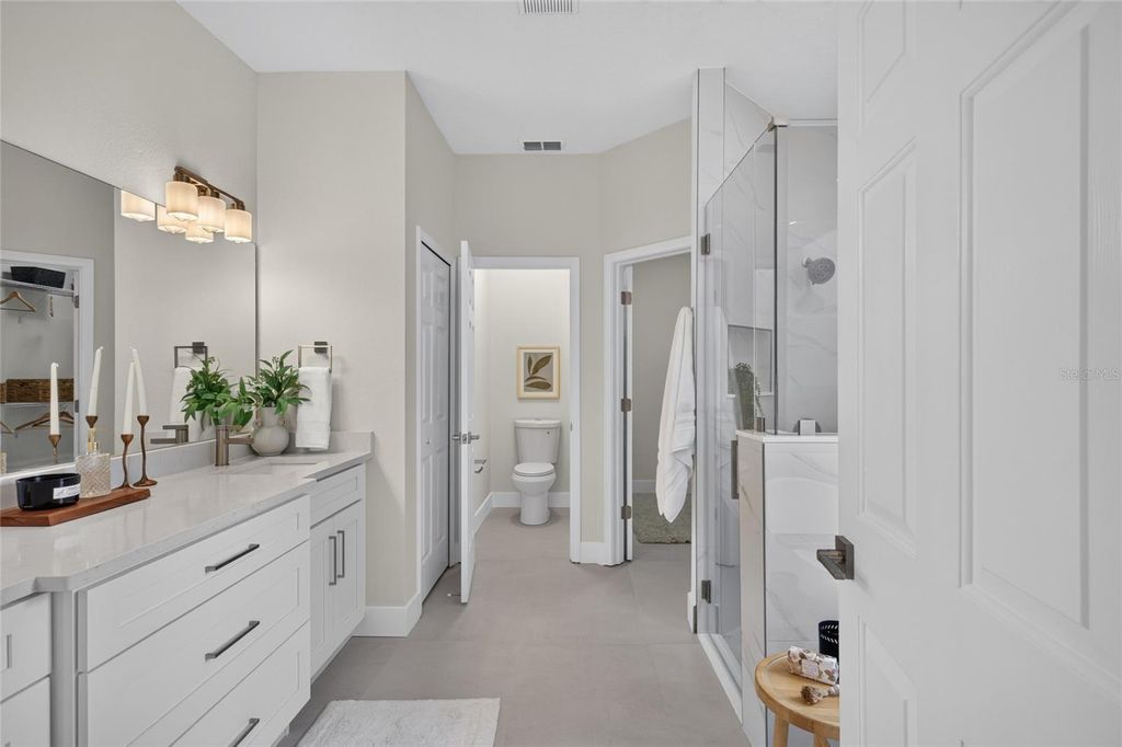 Image 33 of property listing at 24133 DENALI COURT, Lutz, FL 33559