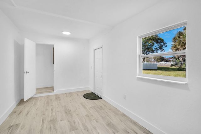 3531 NW 9th Court, Lauderhill, FL 33311