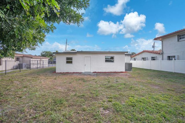 3531 NW 9th Court, Lauderhill, FL 33311