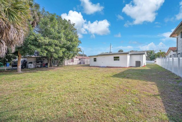 3531 NW 9th Court, Lauderhill, FL 33311