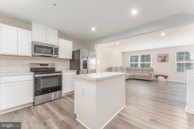 235 HAMILTON LN, Coatesville, PA 19320