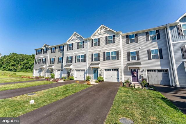 235 HAMILTON LN, Coatesville, PA 19320