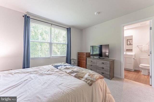 235 HAMILTON LN, Coatesville, PA 19320