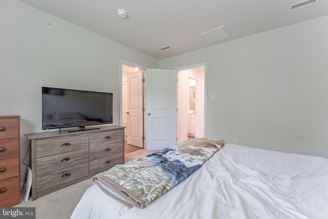 235 HAMILTON LN, Coatesville, PA 19320