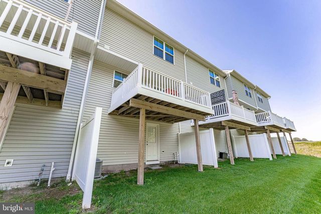 235 HAMILTON LN, Coatesville, PA 19320