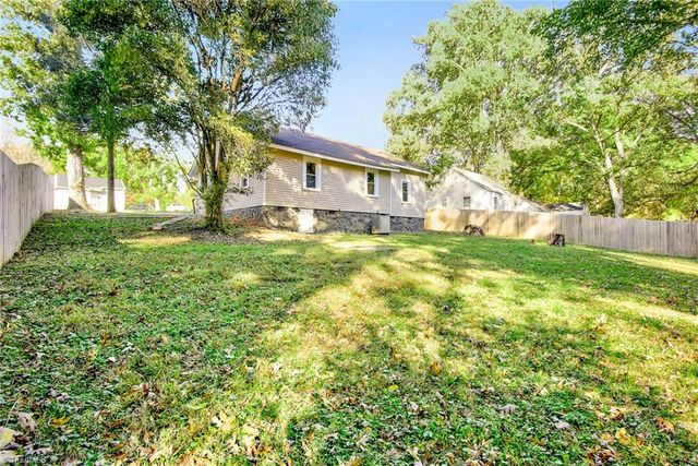 434 E Salisbury Street, Denton, NC 27239